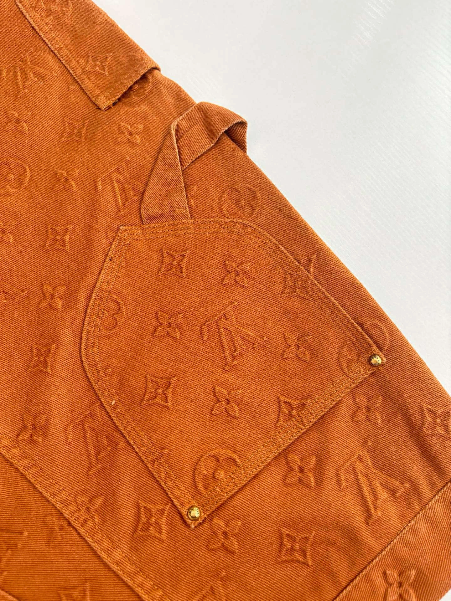 wg.luxury-- 8V item: E-F363J0514